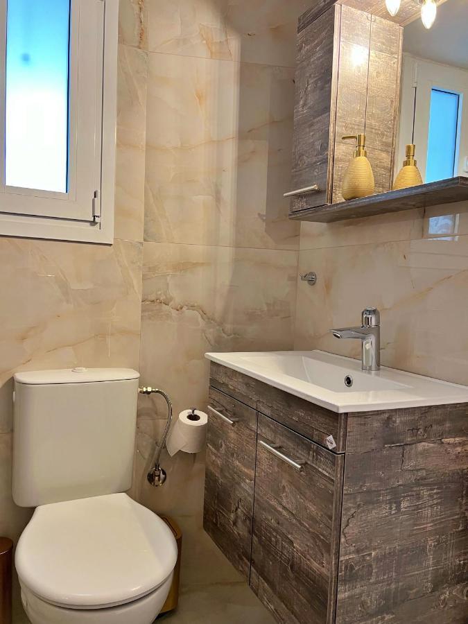 Apollonion Luxury Apartment Near The Metro Station Athen Exterior foto