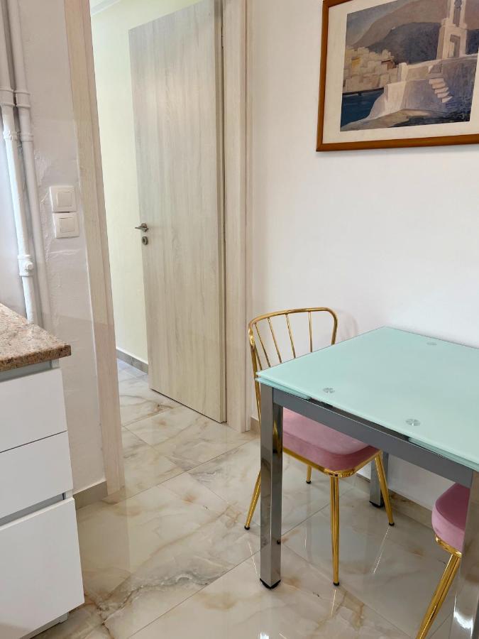 Apollonion Luxury Apartment Near The Metro Station Athen Exterior foto